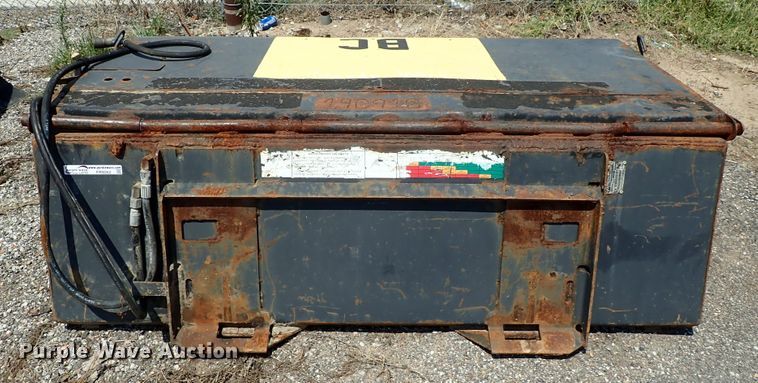 image for item FR9262 2007 Bobcat skid steer sweeper