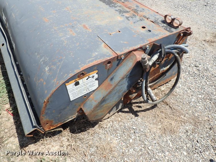 image for item FR9264 2007 Bobcat skid steer sweeper