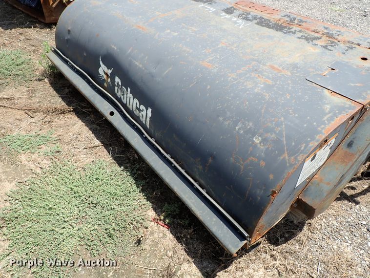 image for item FR9264 2007 Bobcat skid steer sweeper
