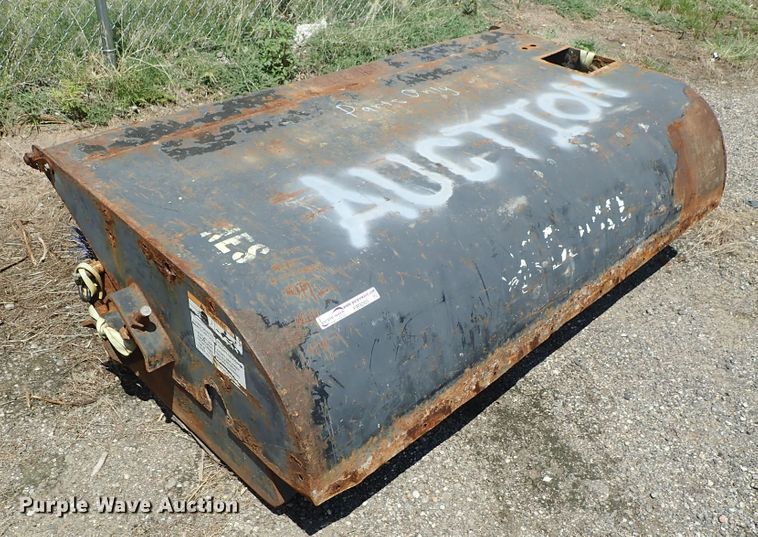 image for item FR9265 2007 Bobcat skid steer sweeper
