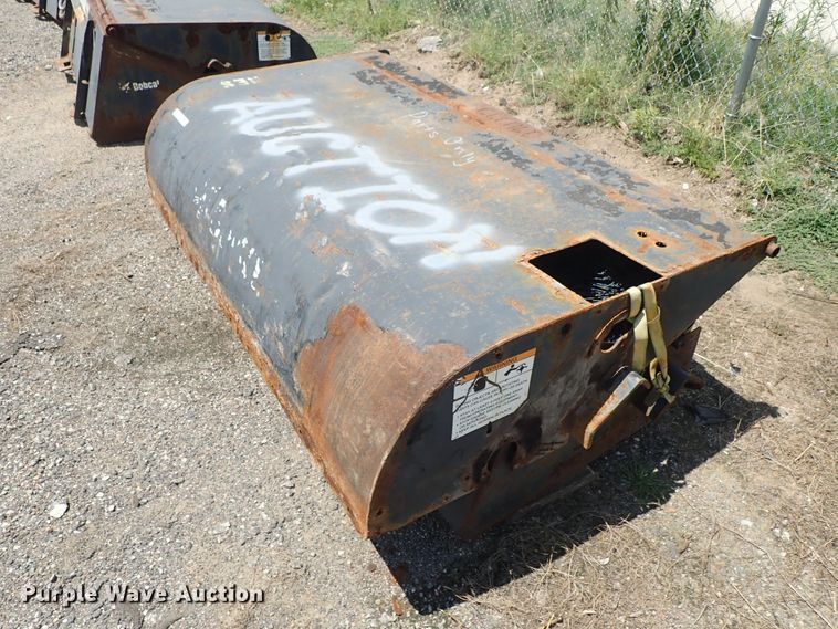image for item FR9265 2007 Bobcat skid steer sweeper