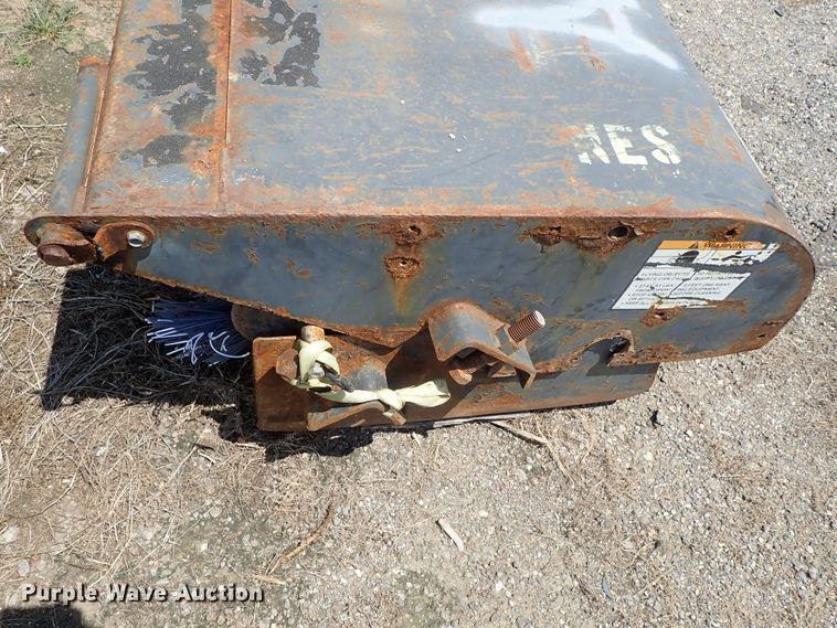 image for item FR9265 2007 Bobcat skid steer sweeper