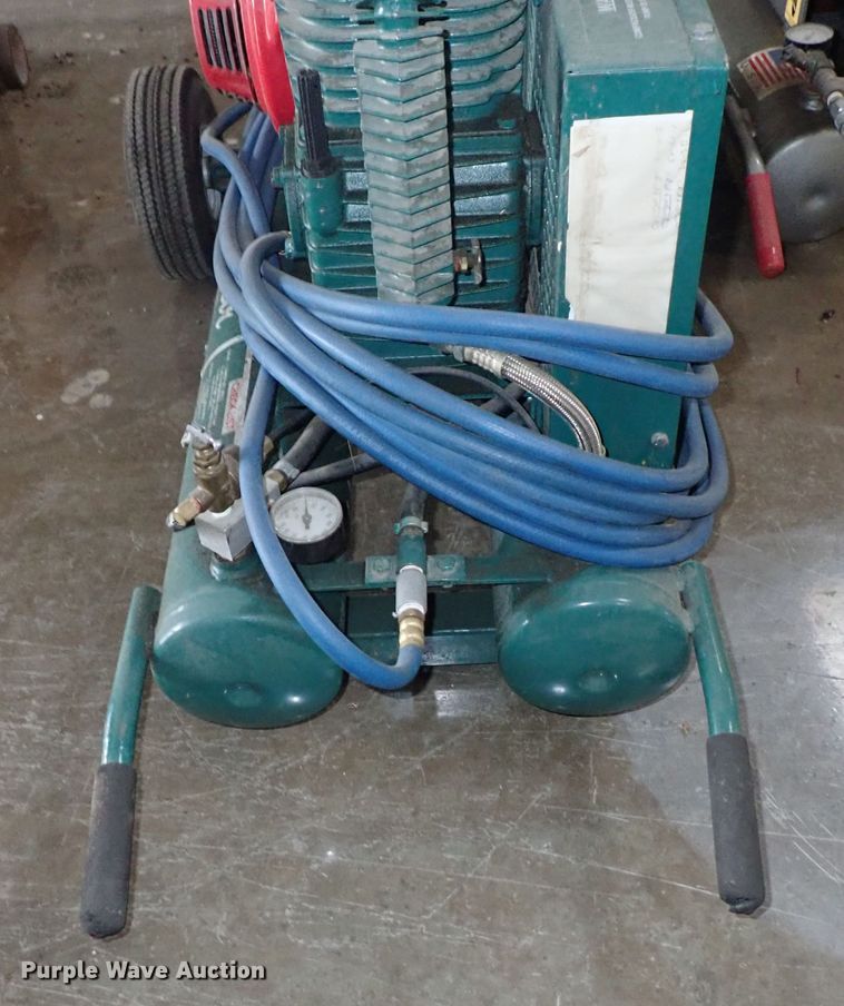 image for item FR9289 Rol-Air air compressor