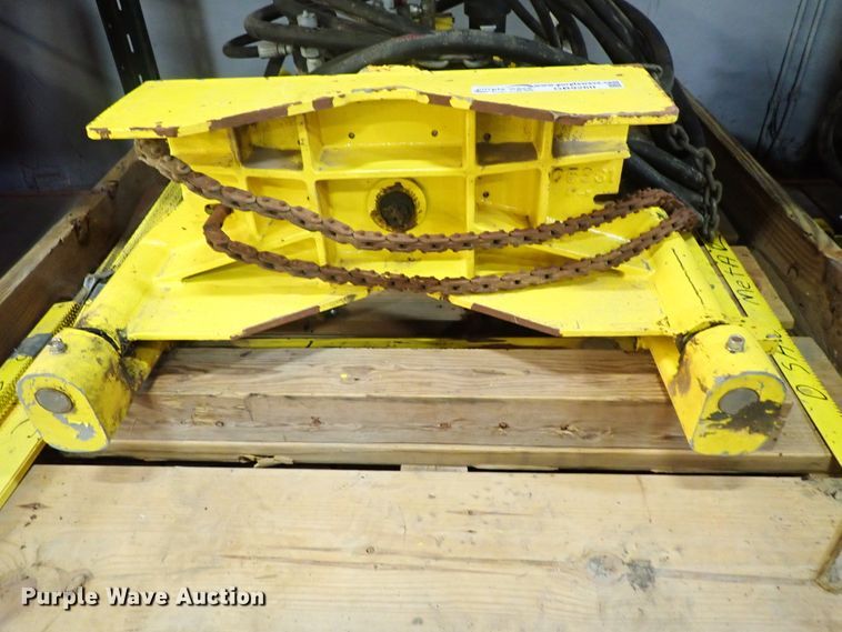 image for item GB9260 Wachs Super D guillotine saw