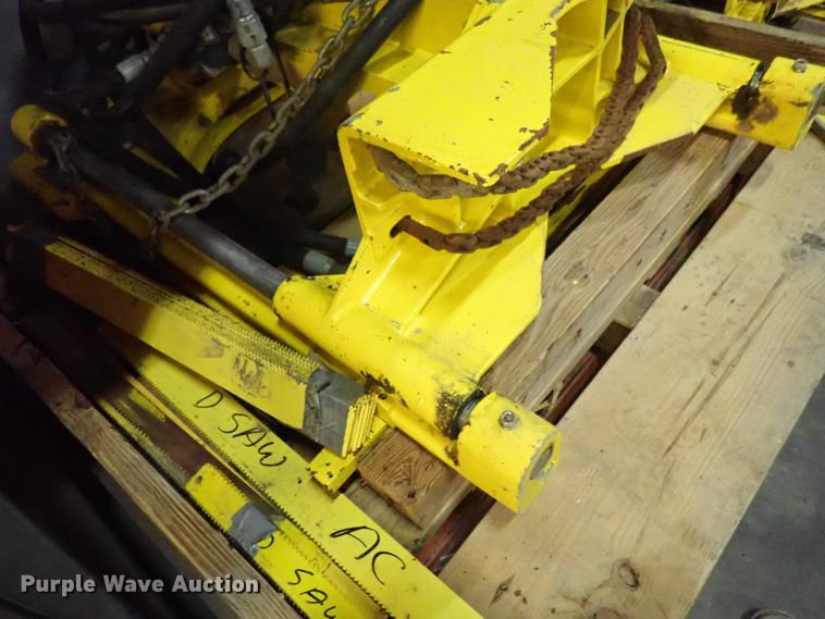 image for item GB9260 Wachs Super D guillotine saw