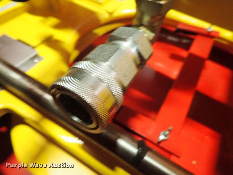 image for item GB9262 Wachs PFCR51-125AE guillotine saw