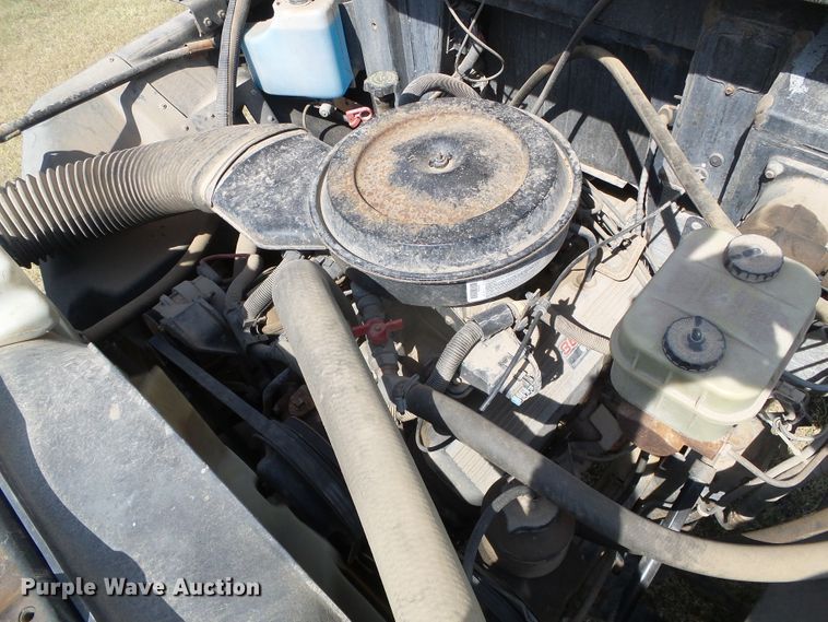 image for item DC5016 1993 GMC Blue Bird school bus