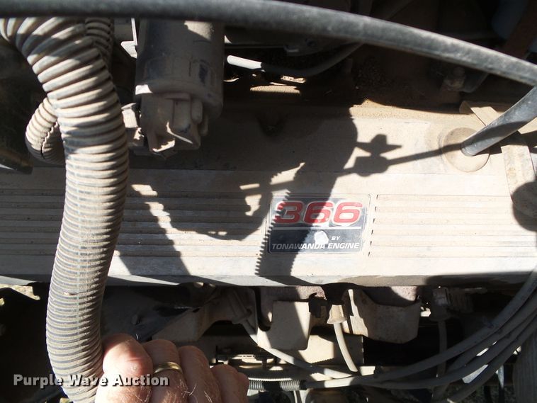 image for item DC5016 1993 GMC Blue Bird school bus