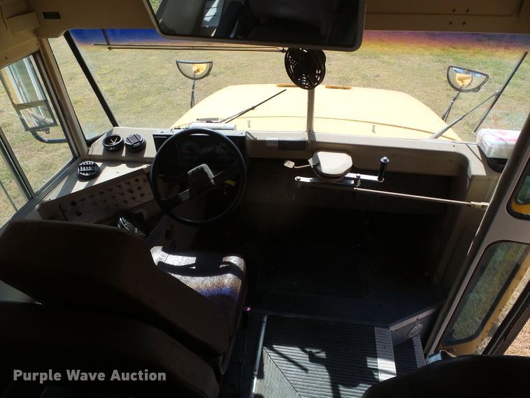 image for item DC5016 1993 GMC Blue Bird school bus