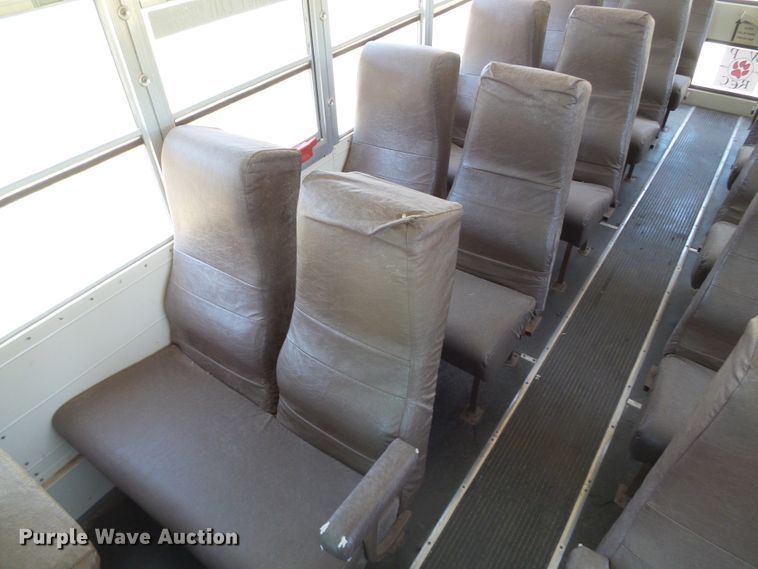 image for item DC5016 1993 GMC Blue Bird school bus