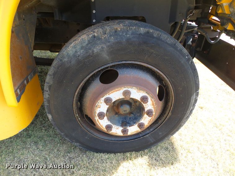 image for item DC5016 1993 GMC Blue Bird school bus