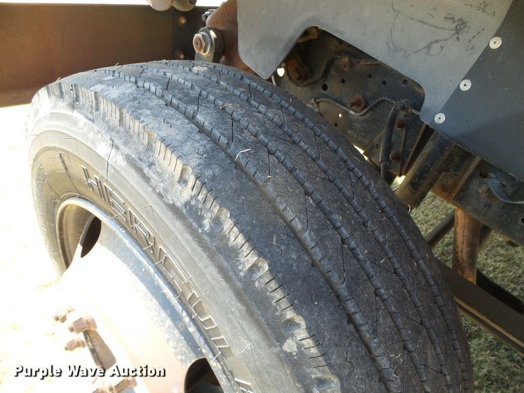 image for item DC5016 1993 GMC Blue Bird school bus