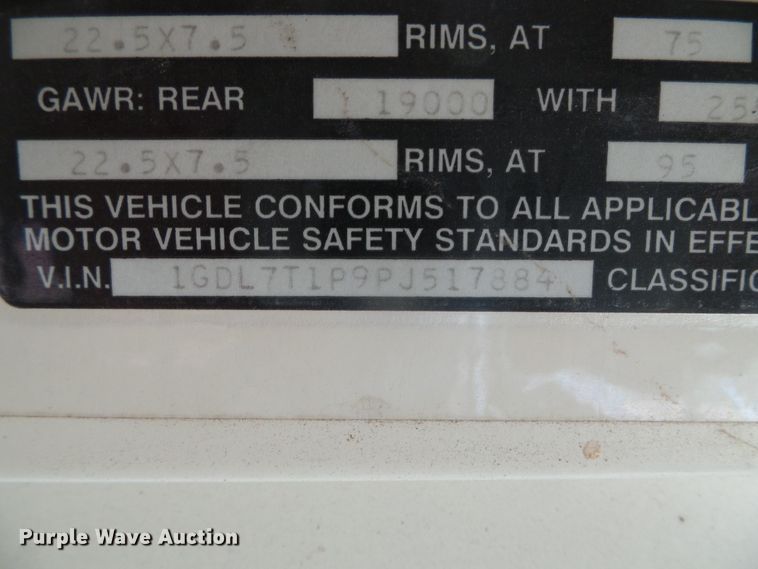 image for item DC5016 1993 GMC Blue Bird school bus