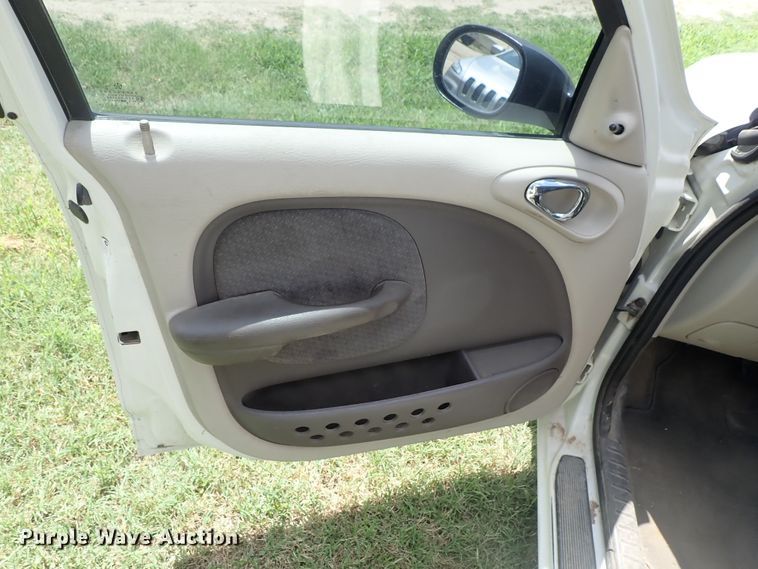 image for item DE0906 2003 Chrysler PT Cruiser