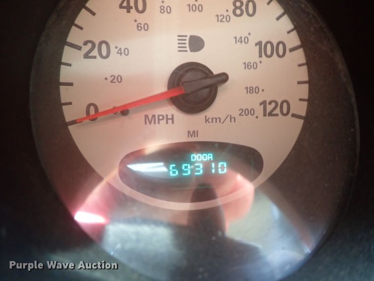 image for item DE0906 2003 Chrysler PT Cruiser