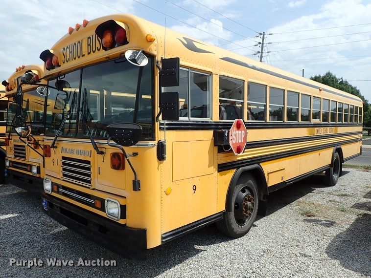 image for item DE0933 1995 Blue Bird TC2000 school bus