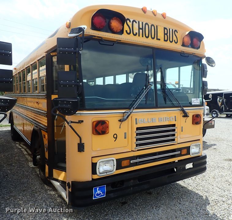 image for item DE0933 1995 Blue Bird TC2000 school bus