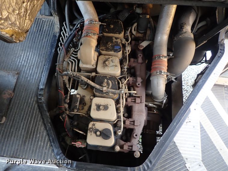 image for item DE0933 1995 Blue Bird TC2000 school bus