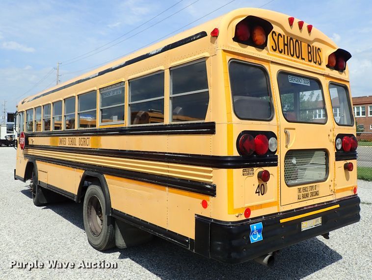 image for item DE0934 1995 Blue Bird TC2000 school bus