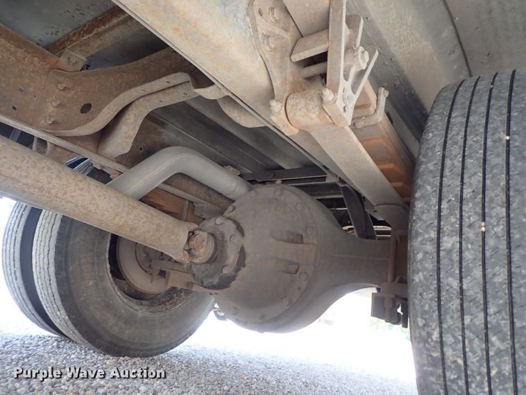 image for item DE0934 1995 Blue Bird TC2000 school bus