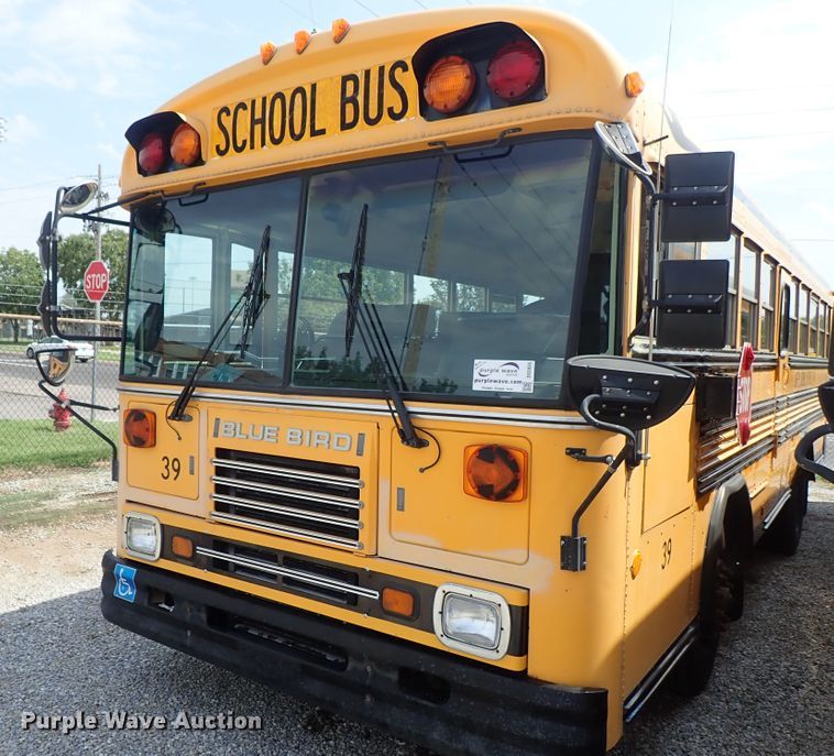 image for item DE0935 1995 Blue Bird TC2000 school bus