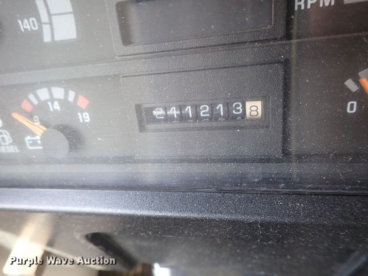 image for item DE0935 1995 Blue Bird TC2000 school bus