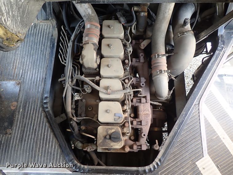 image for item DE0935 1995 Blue Bird TC2000 school bus