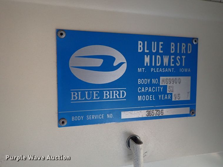 image for item DE0935 1995 Blue Bird TC2000 school bus