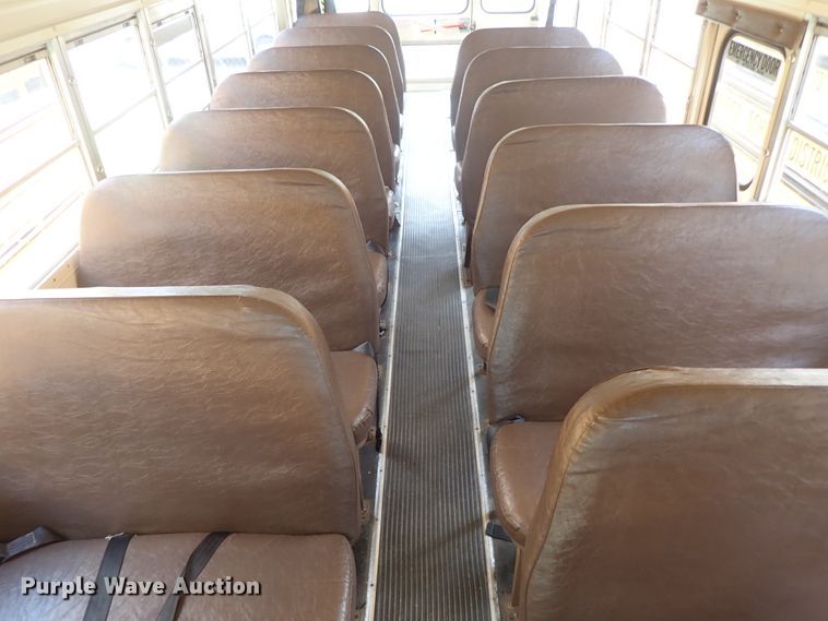 image for item DE0935 1995 Blue Bird TC2000 school bus