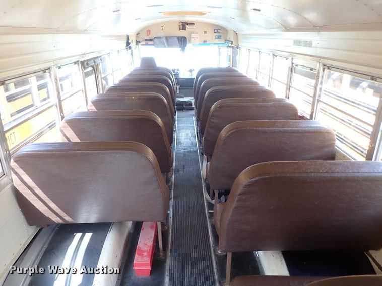 image for item DE0935 1995 Blue Bird TC2000 school bus