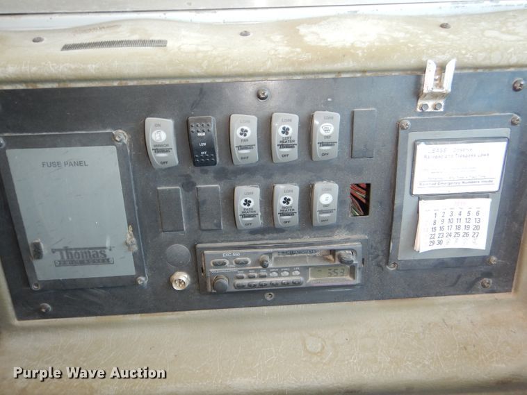 image for item DE4087 2001 Freightliner FS65 Thomas school bus