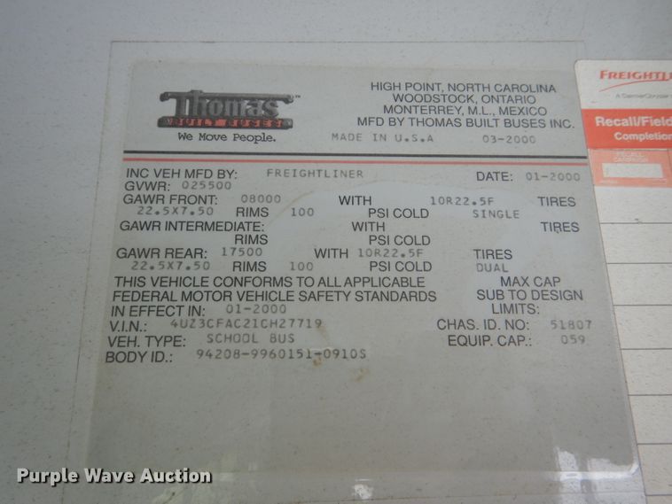 image for item DE4087 2001 Freightliner FS65 Thomas school bus