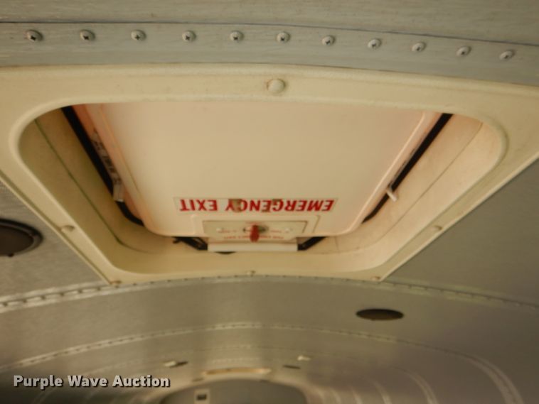 image for item DE4087 2001 Freightliner FS65 Thomas school bus