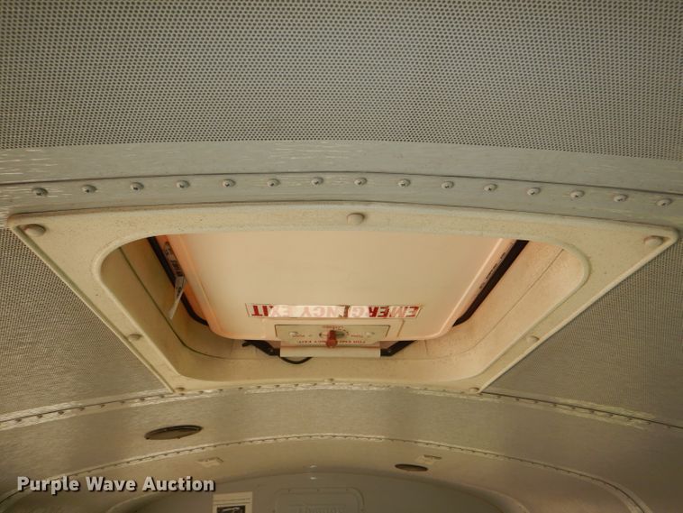 image for item DE4087 2001 Freightliner FS65 Thomas school bus