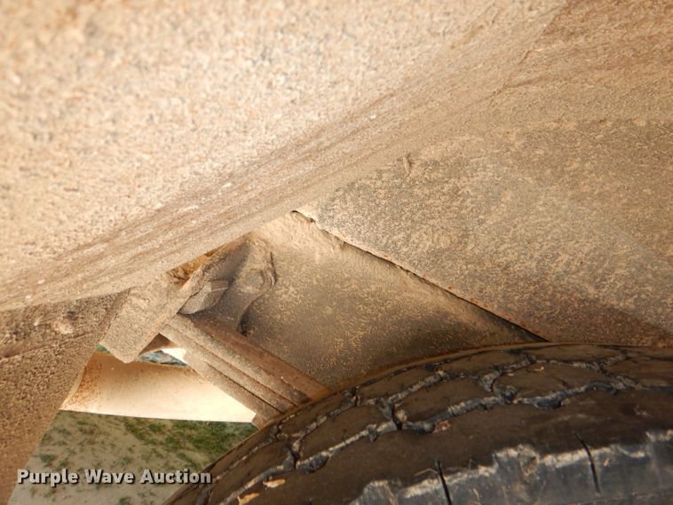 image for item DE4087 2001 Freightliner FS65 Thomas school bus