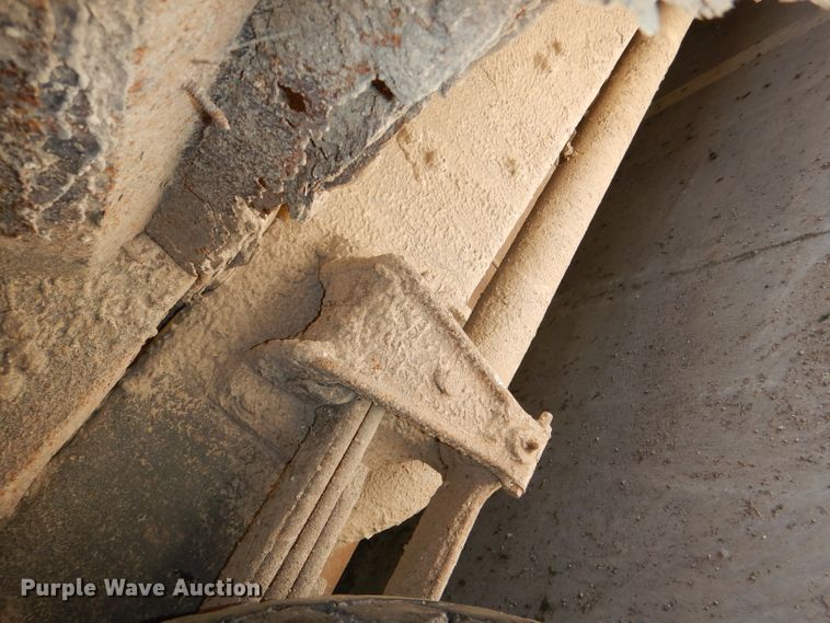 image for item DE4087 2001 Freightliner FS65 Thomas school bus