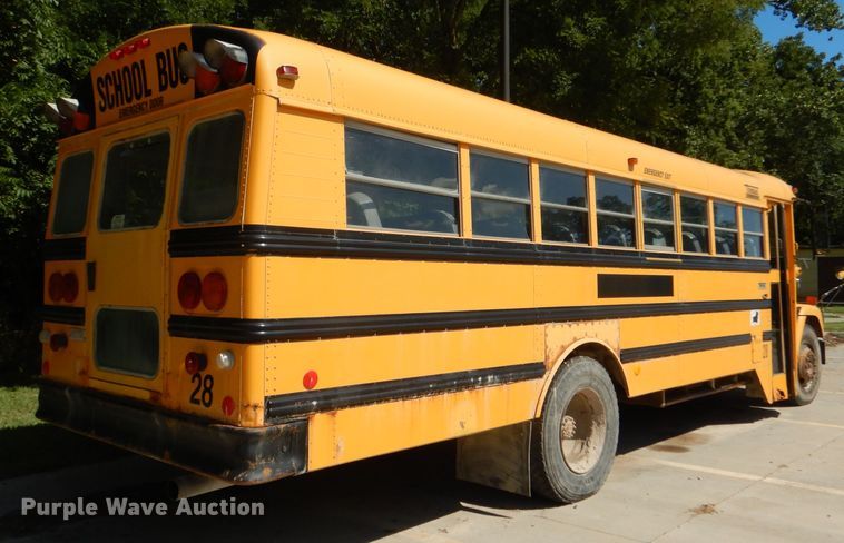 image for item DE4088 2001 Freightliner FS65 Thomas school bus