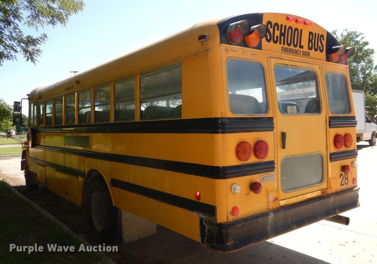 image for item DE4088 2001 Freightliner FS65 Thomas school bus