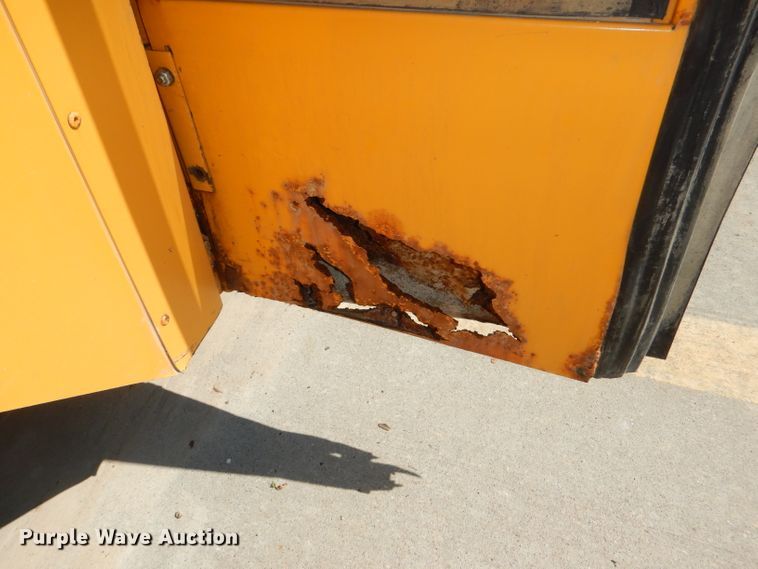 image for item DE4088 2001 Freightliner FS65 Thomas school bus