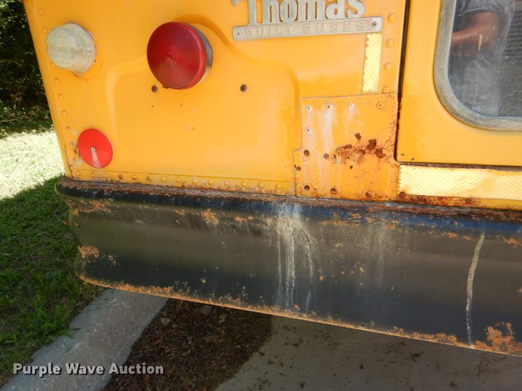 image for item DE4088 2001 Freightliner FS65 Thomas school bus