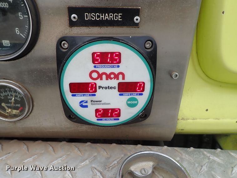 image for item DE5552 1978 Ford F700 fire truck