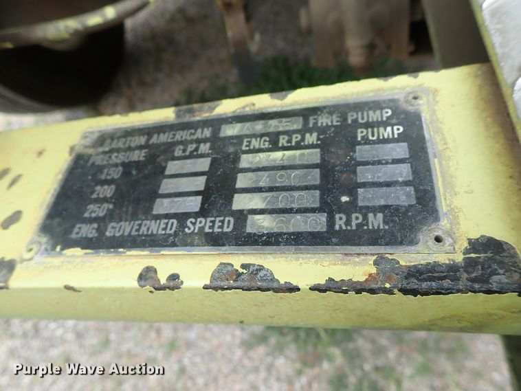 image for item DE5552 1978 Ford F700 fire truck