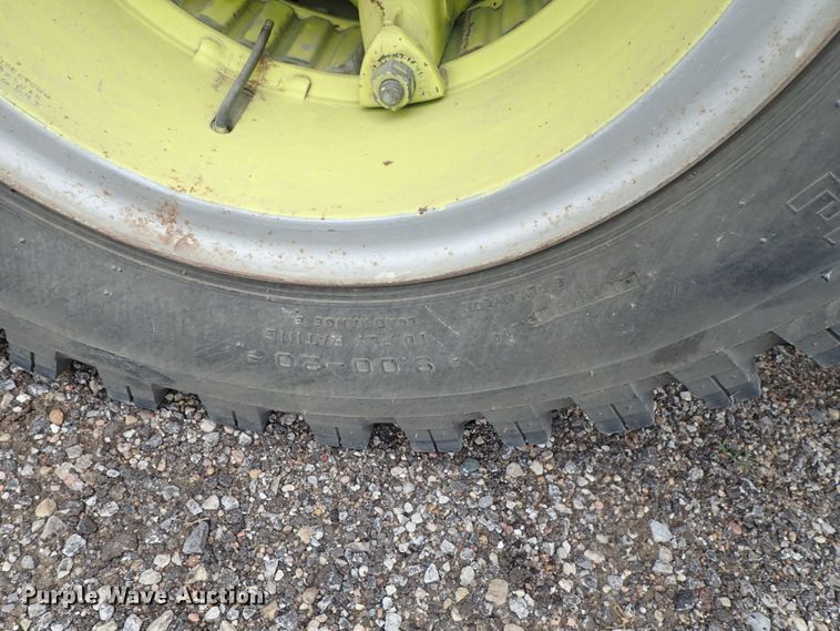 image for item DE5552 1978 Ford F700 fire truck