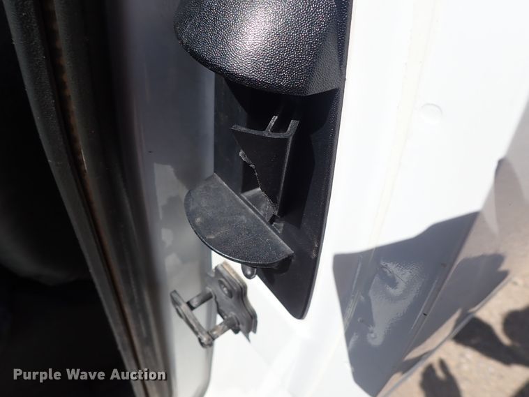 image for item DE5560 2002 Chevrolet Silverado 1500 Ext. Cab pickup truck