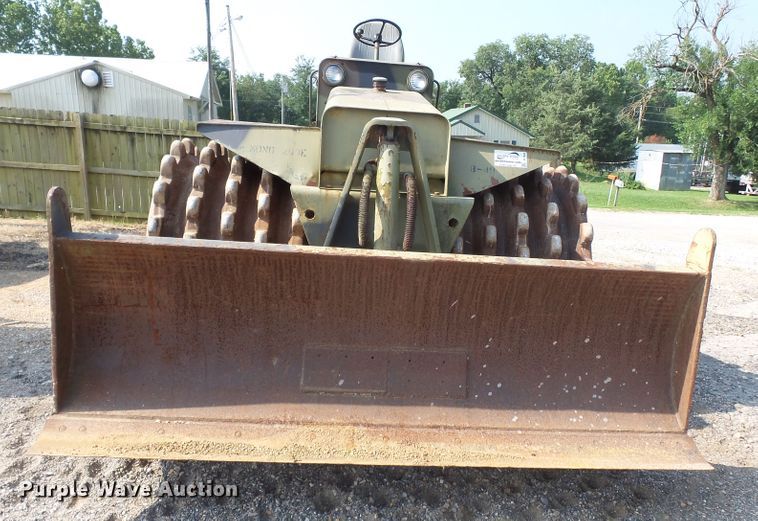 image for item DE7833 1977 Bomag K300 landfill compactor