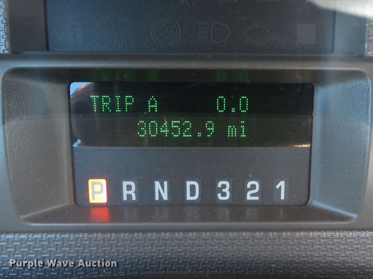 image for item DE8244 2009 Ford F350 Super Duty XL pickup truck