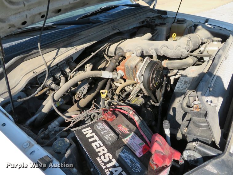 image for item DE8244 2009 Ford F350 Super Duty XL pickup truck