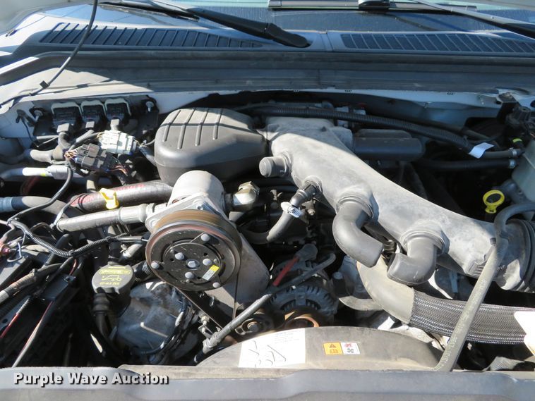 image for item DE8245 2009 Ford F350 Super Duty XL pickup truck