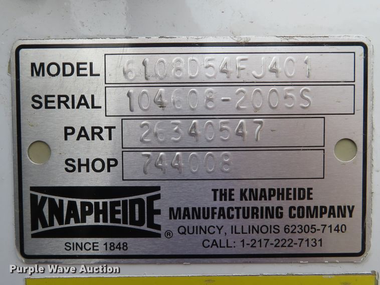 image for item DE8255 2006 Ford F350 Super Duty XL utility bed pickup truck