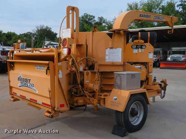 image for item DE8256 Bandit 280 wood chipper